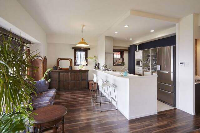 システムキッチンのリフォーム費用相場は?金額別のおしゃれ事例も紹介!