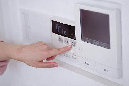 お風呂の給湯器、寿命や交換のサインとは？費用の目安もご紹介！