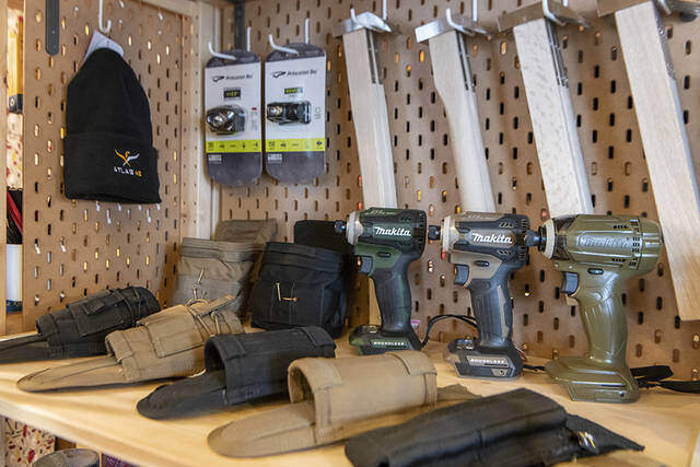 男心、ど真ん中直撃！激レア満載のギアショップへワクワク潜入