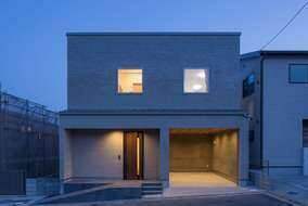 自宅にガレージを作りたい！種類別のリフォーム費用と知っておきたい注意点