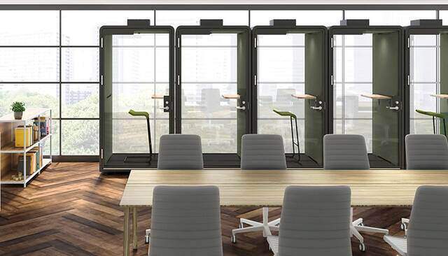 オフィスに集中ブースを設置するメリットは? ブースの種類や導入ポイントを解説
