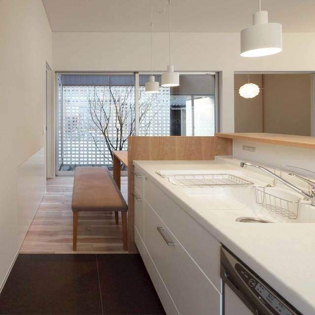 どう掃除する?珪藻土クロスの汚れや傷のお手入れ方法