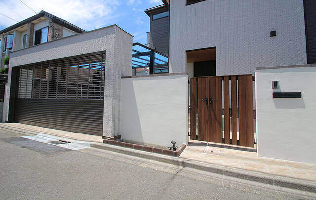 門扉リフォームで外構をオシャレに!設置のメリットや選び方、施工例を紹介