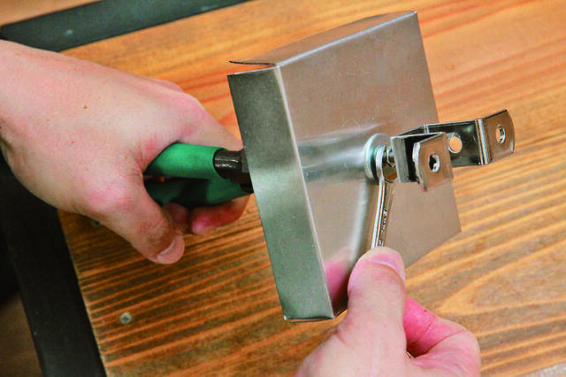 手回しで簡単焙煎!ボックス型ロースターをDIY!