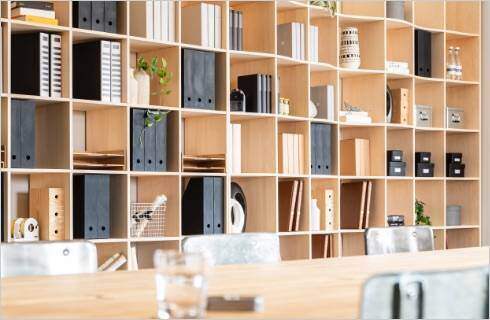 【オフィス棚の選び方ガイド】ワークスペースがオシャレな快適空間に!