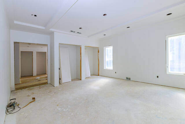 リフォームに贈与税ってかかるの?親子や夫婦間の「損しない」税金対策