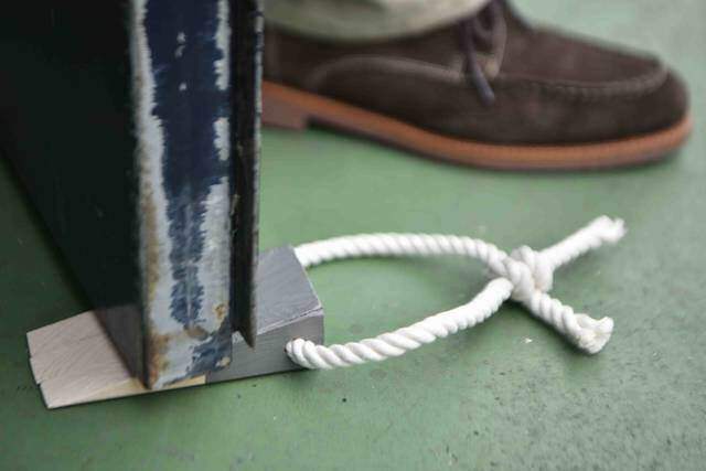 0円DIY!?端材で作るドアストッパーで家をもっと好きになる。