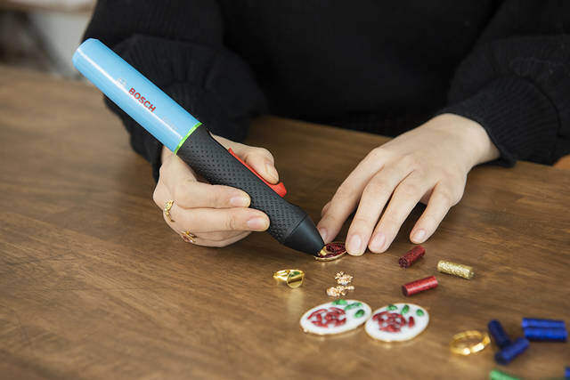 グルーペンGlueyで楽しむ!アートでポップなデコレーションアート