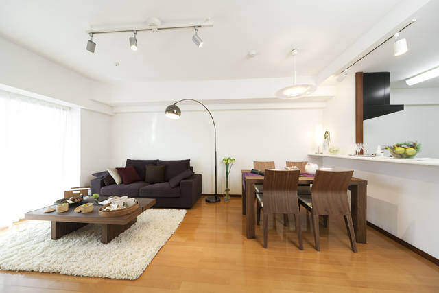 設置した日から即・おしゃれ!照明レールの付け方&選び方ガイド