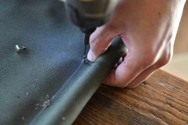 縫わずに作れるキャンバスラック 。屋内外問わず吊るして収納！