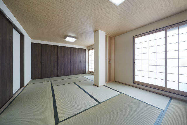 DIYで和室の天井張り替えに挑戦!基礎知識&作業の手順を解説