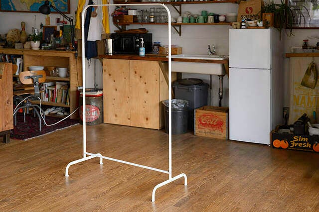 IKEAで人気の“アレ”に新提案!服・靴・バッグ全て収納可能な万能ラックをDIY