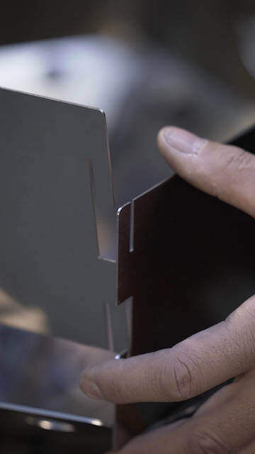 みんな待ってた！軽量・シンプルな焚き火台asimocraftsのtakibi_no_asi！