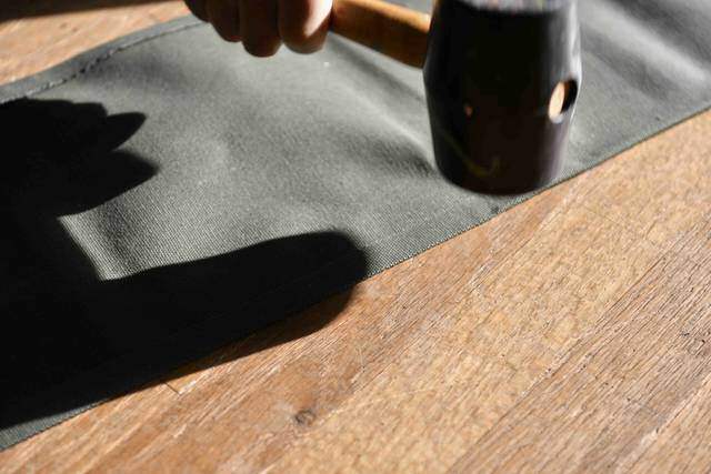 縫わずに作れるキャンバスラック 。屋内外問わず吊るして収納！