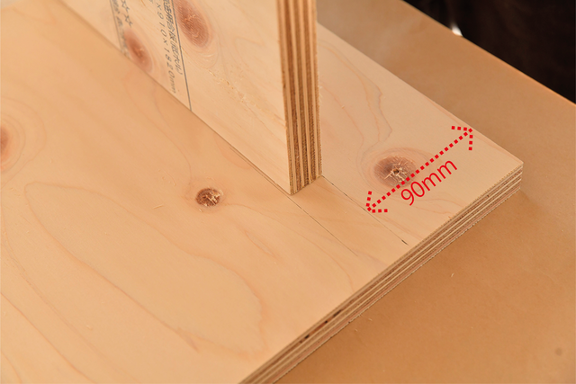 雑誌・植物これ一台！“大容量”で“飾れる”欲張りレコードラックをDIY