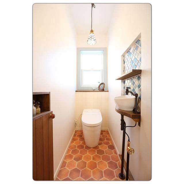 オシャレなトイレは手洗いカウンターが主役！参考実例5選！