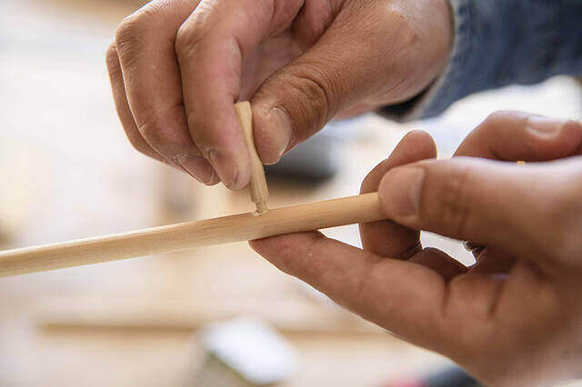 お部屋に春(スプリング)到来!バネを活用した技アリ収納棚をDIY