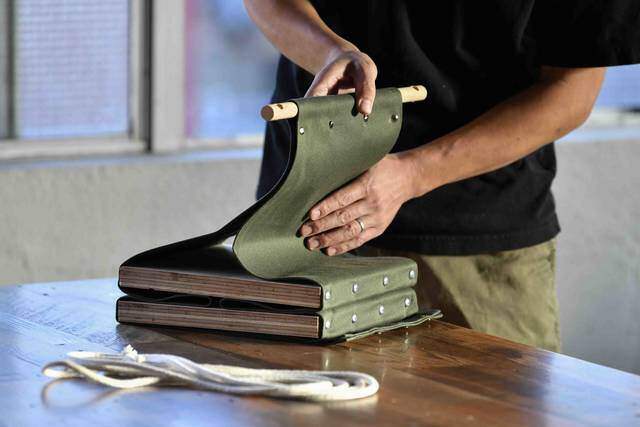 縫わずに作れるキャンバスラック 。屋内外問わず吊るして収納!