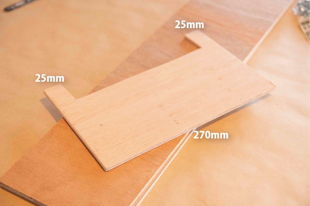 海外映画っぽい“アレ”を再現!ホームセンター出身の本格派壁づけサインをDIY