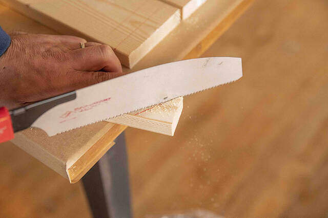呼ばれて飛び出る便利ラック！？童心をくすぐられる変形DIYレシピ現る