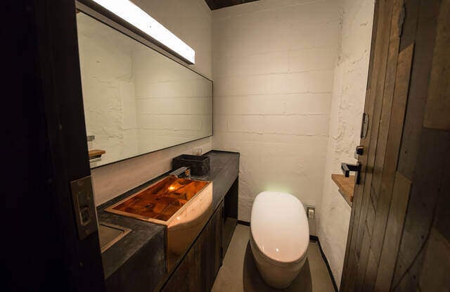 店舗・商業施設のトイレをオシャレに設計するポイントは?デザイン事例と併せて解説