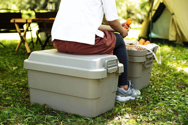 サイズのバリエーションは、30L/50L/70Lの3種類。用途に合わせてキャンプギアをばっちり収納できるほか、自宅で使用する場合は防災用品の備蓄などにも重宝します。