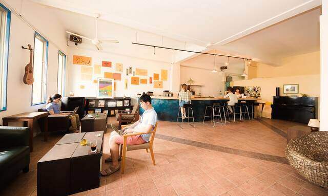 リフレッシュルームとは?オフィスに設けるメリット・効果を徹底解説