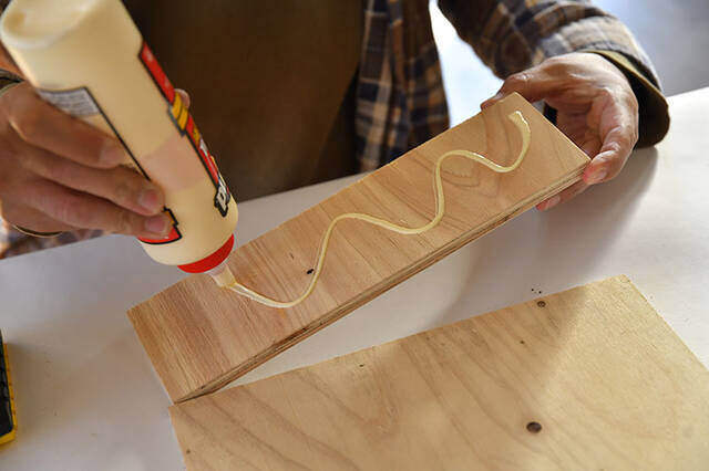 “片付け”がこんなに楽しい!デスク周りの“小物戦争”に終止符を打つオーガナイザーをDIY