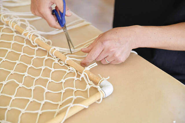 収納難民大歓喜!!コンパクト&便利な壁面収納を“アレ”で作る!