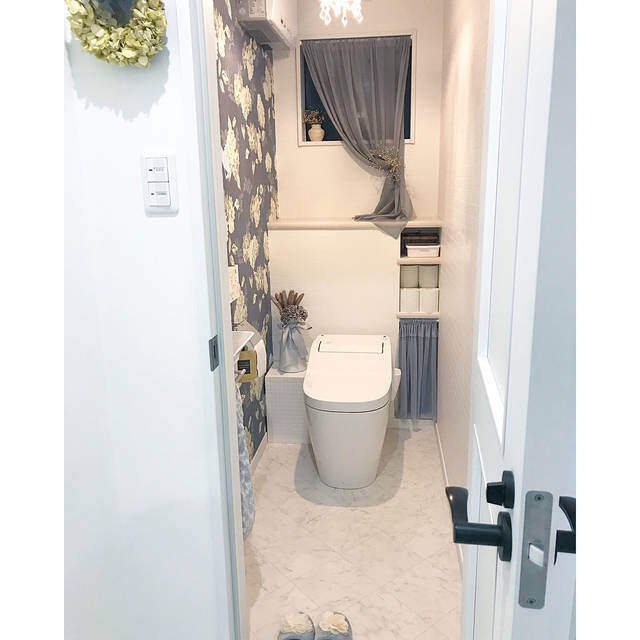 トイレにエアコンは設置できる?工事不要、くつろぎ空間の作り方