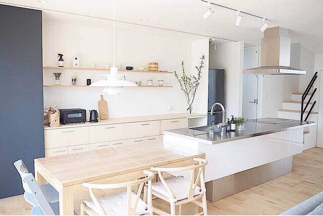 壁紙リフォームはDIYでできる?費用相場は?気になる疑問を徹底解説!