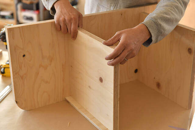 雑誌・植物これ一台！“大容量”で“飾れる”欲張りレコードラックをDIY