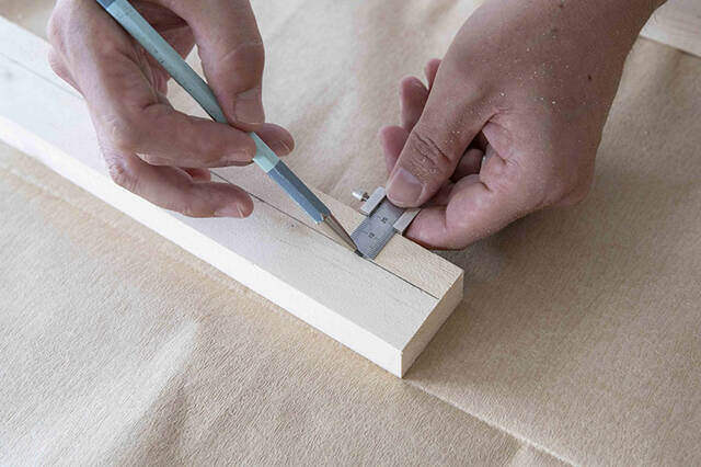 暮らしを上げるタイル天板。海外ライクなサイドテーブルをDIY