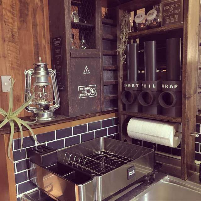 タイル風壁紙でオシャレな空間を作る!お部屋別参考アイデア