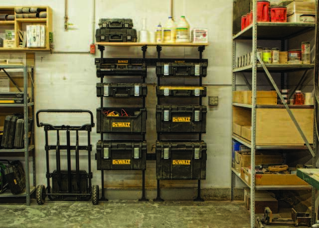 TOUGHSYSTEMはガレージと好相性!アウトドアでも使える壁掛けOKなツールボックス