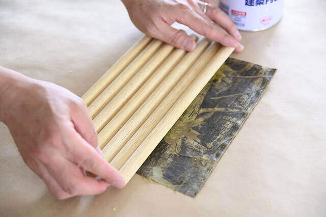 クセになるこの開閉式!木製ブレッドケースDIYで叶える“シャレ収納”