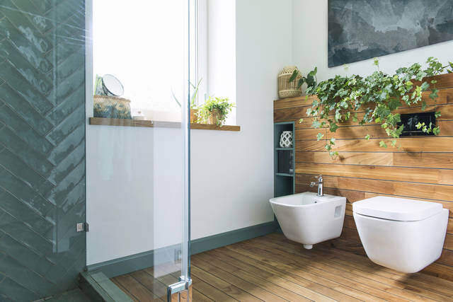 初心者さんも自分でできる!DIYでトイレの壁紙リフォームに挑戦!