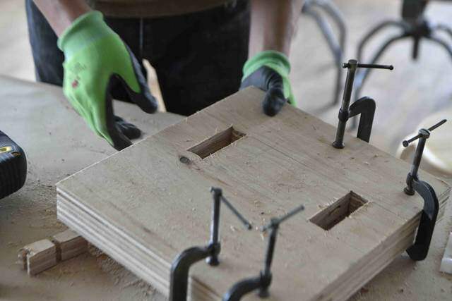 家中どこでもワークスペース！3×6合板1枚から作れる折りたたみデスク&ベンチ