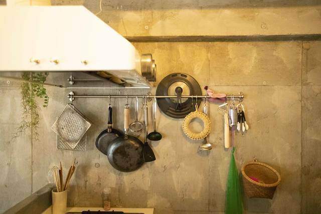 生活動線も思いのまま!コンクリート×アンティークで魅せるリノベーション。