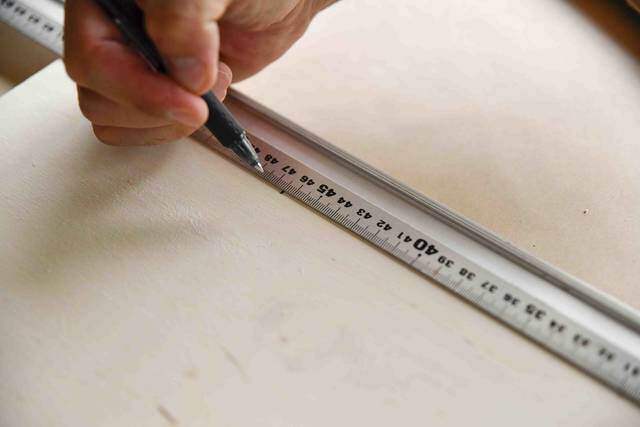 ルーターが消えた...！？ゴチャつく配線の目隠しラックをDIY