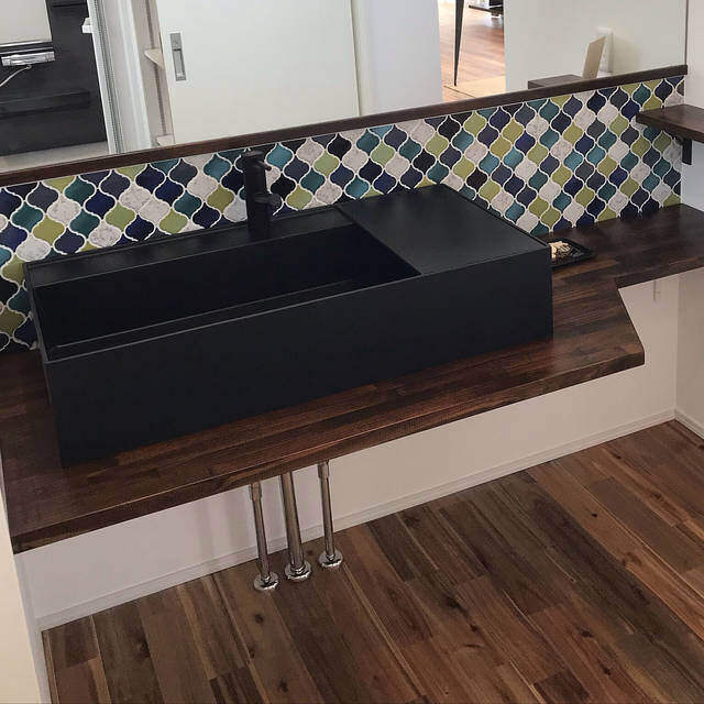 意外と知らないタイル貼り洗面台のデメリット!対策法と参考実例