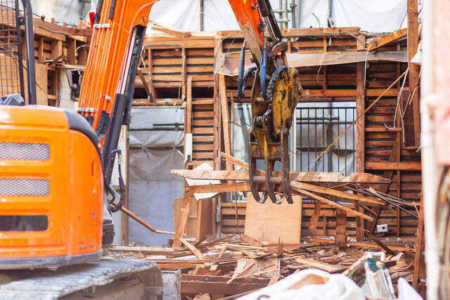リフォーム?建て替え?古い家の改修、お得なのはどっち?!