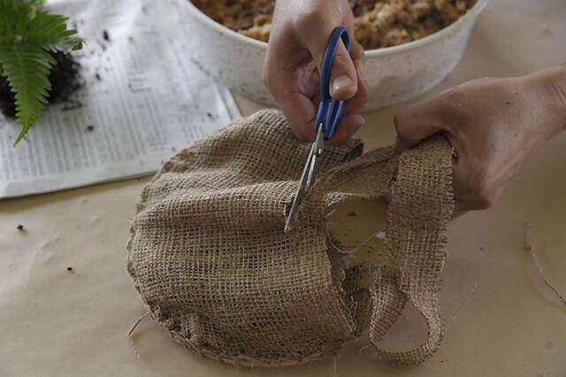 植物は“置かず”に“掛ける”時代へ！省スペースかつおしゃれなプランターをDIY