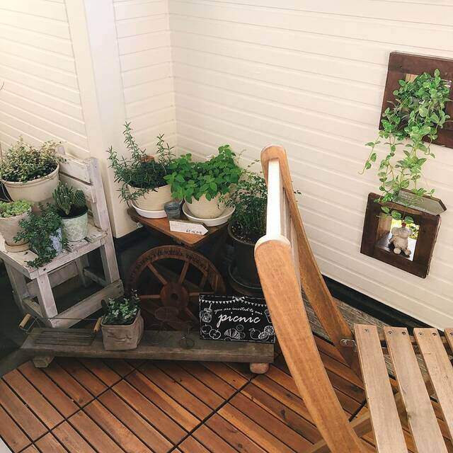 ベランダリフォームで憧れのアウトドアリビング化!費用の目安とおしゃれ事例