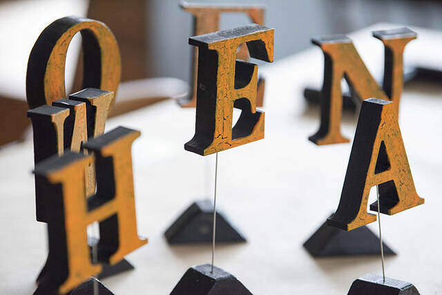 今年のハロウィンは塗って・割る!ムード抜群の本格派飾りをかんたんDIY