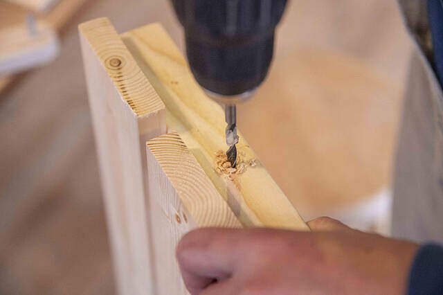 呼ばれて飛び出る便利ラック!?童心をくすぐられる変形DIYレシピ現る