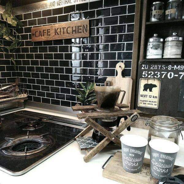 壁紙でつくる憧れのカフェ風空間!おしゃれなお部屋作りに役立つアイデア集