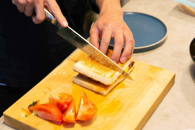 本格料理に首ったけ！キッチンに愛情注いだリノベ部屋！