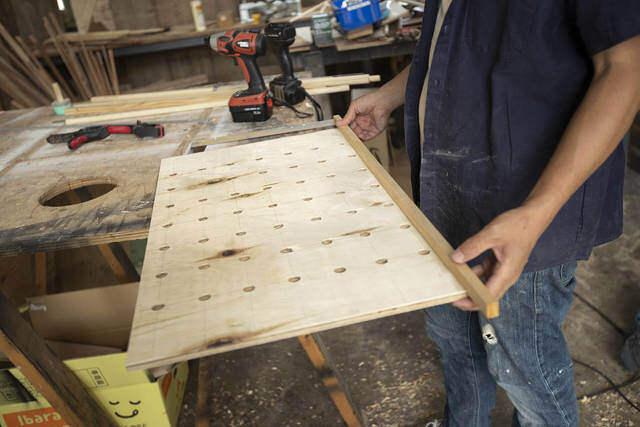 有孔ボード、作れるって知ってた??自分だけのペグボードをDIY!