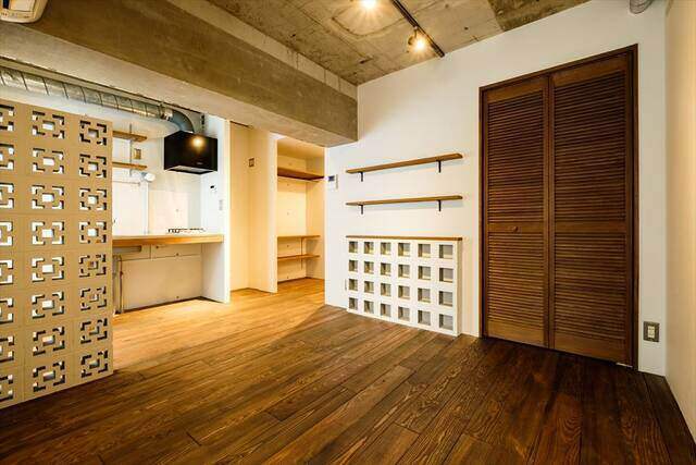 都会で南国の光と風を感じる。リゾート感たっぷりのリノベ部屋!